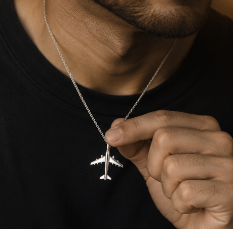 The Jetsetter's Pendant